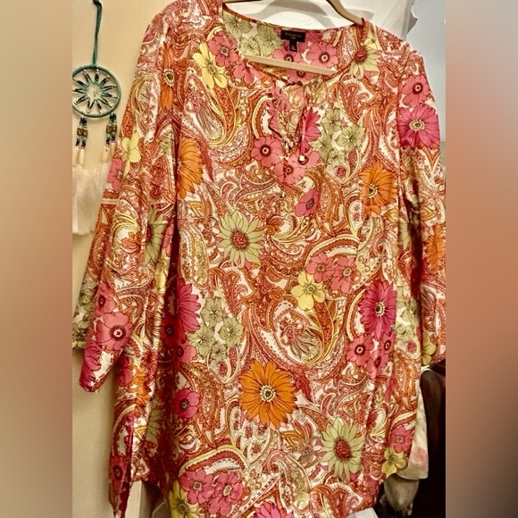 Talbots Tops - Talbots NWOT Silk 100% 1X Top Floral Paisley Hot pink orange lime 3/4 sleeve